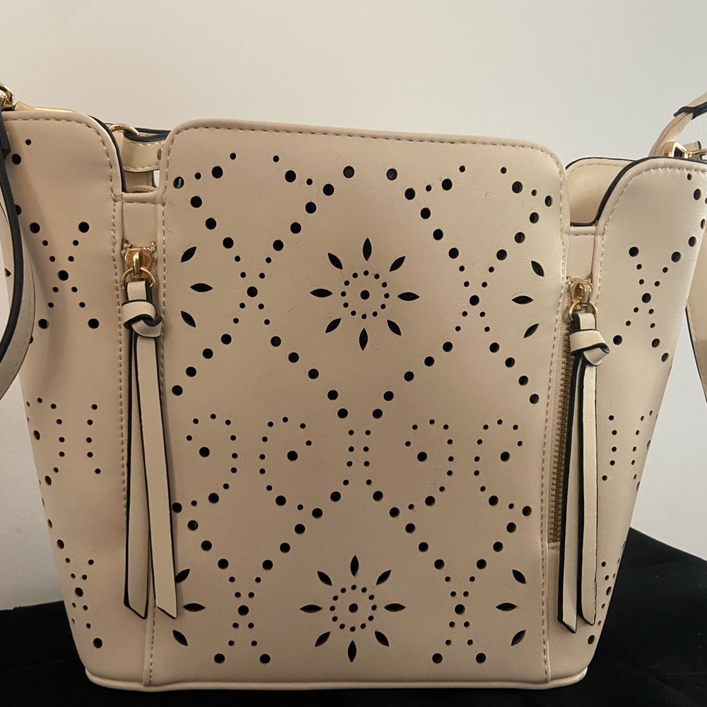 CLEO Beige and black handbag
